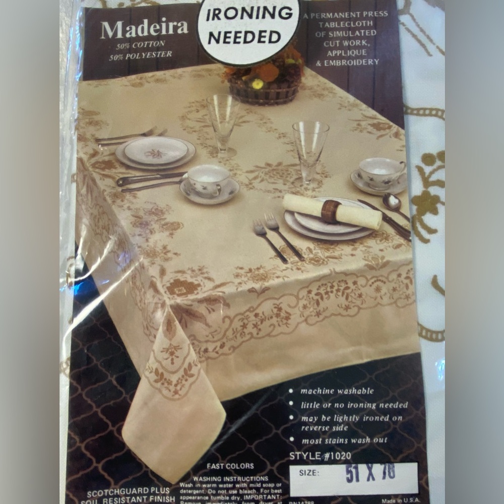 VTG Madeira Table Linen 51 X 70 Cotton Poly Permanent Press Scotchguard Gold - Picture 2 of 8